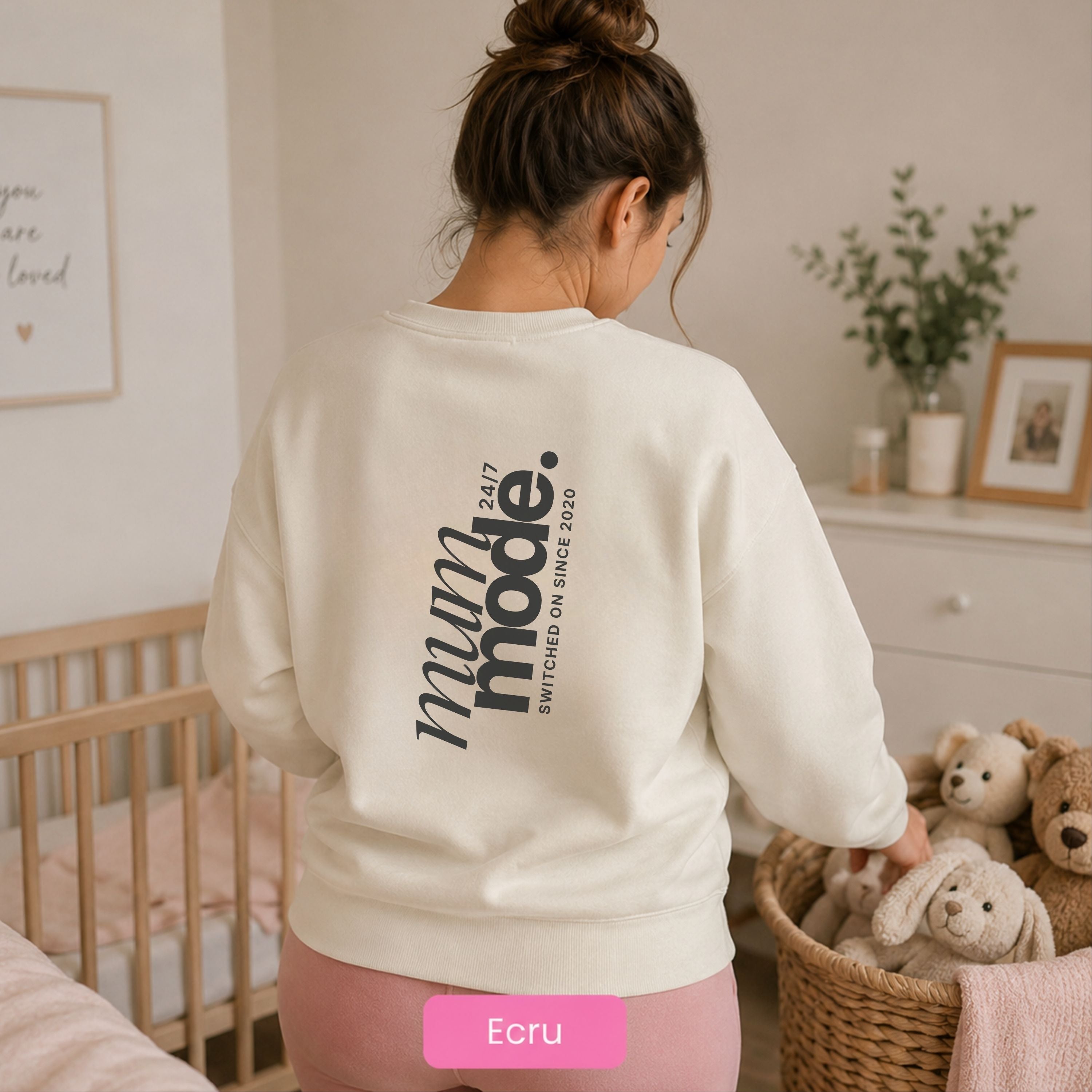 MUM Mode Crewneck Unisex (back)