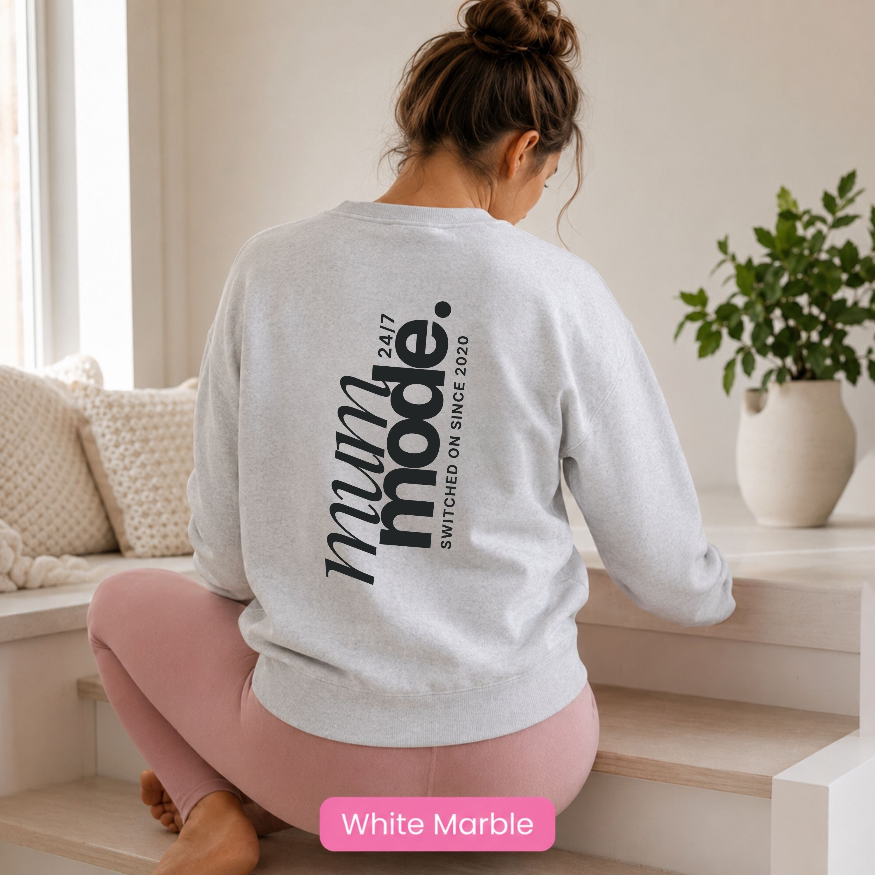 MUM Mode Crewneck Unisex (back)