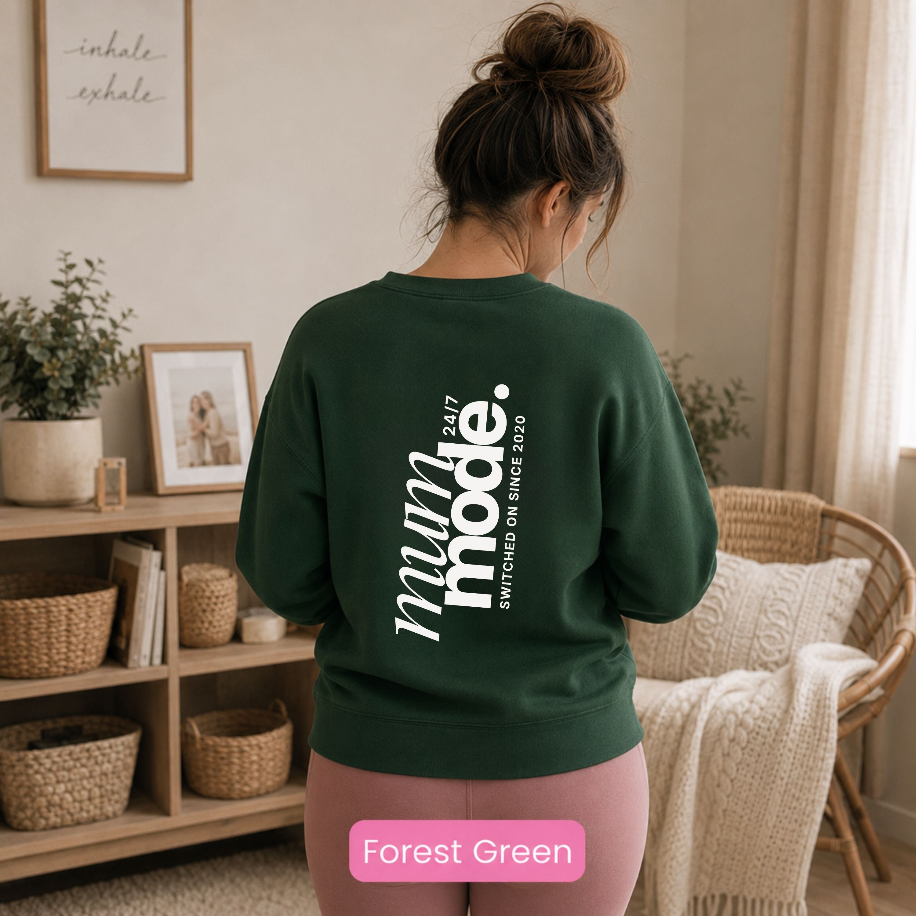 MUM Mode Crewneck Unisex (back)